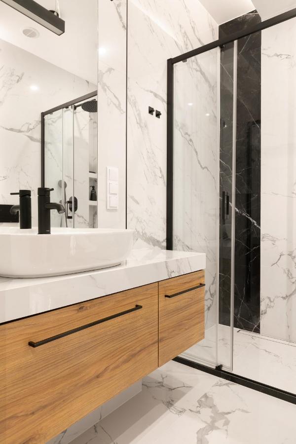 Modern Apartment With Air Conditioning, Old Town & Vistula River Krakow Bagian luar foto